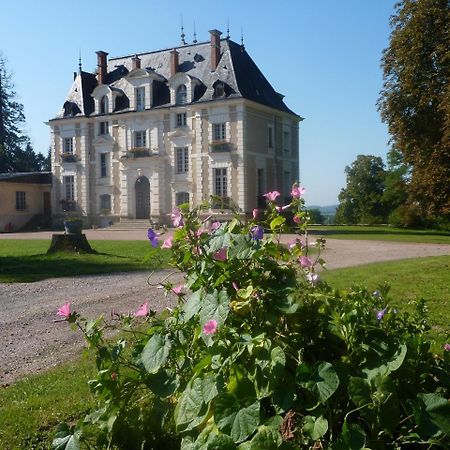 Ostello Domaine De Chaligny Saint-Hilaire-en-Morvan Esterno foto